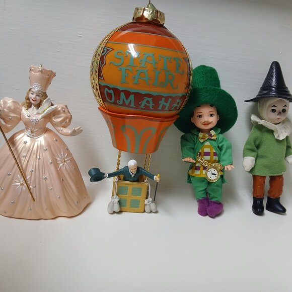 Other - Wizard of Oz Ornaments and Figures - Glinda, Scarecrow, Munchkin, Wizard